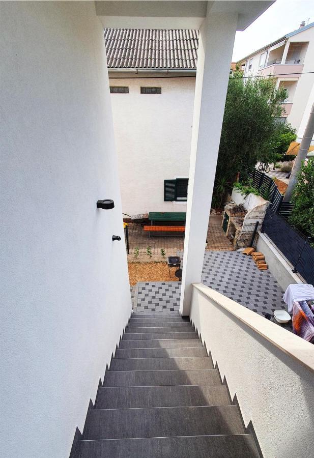 Apartmani Zlata Sveti Filip i Jakov Exterior foto