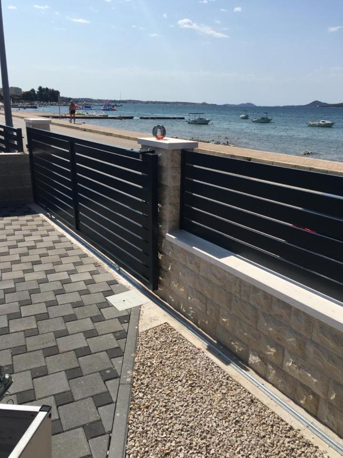 Apartmani Zlata Sveti Filip i Jakov Exterior foto
