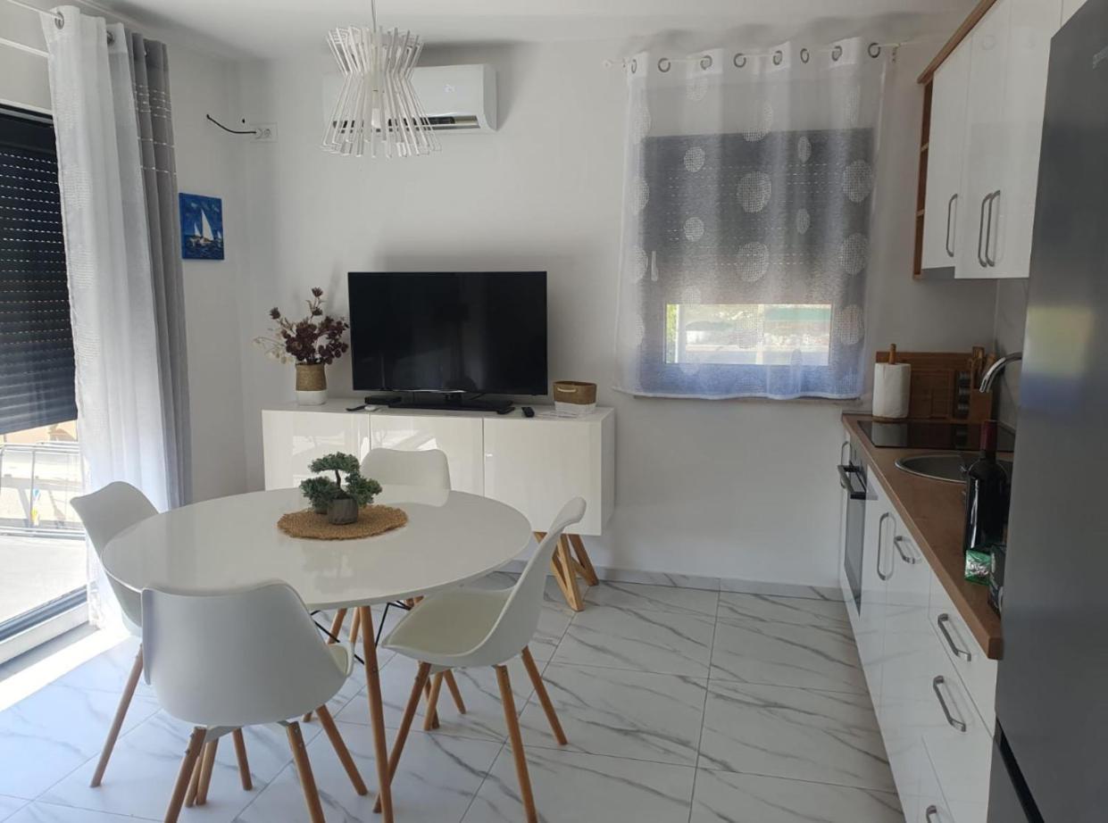Apartmani Zlata Sveti Filip i Jakov Exterior foto